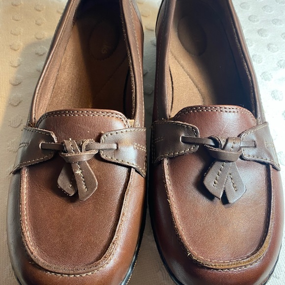 CLARKS COLLECTION Women's Brown Multi Leather Ashland Bubble Slip-On Loafers - Picture 3 of 16